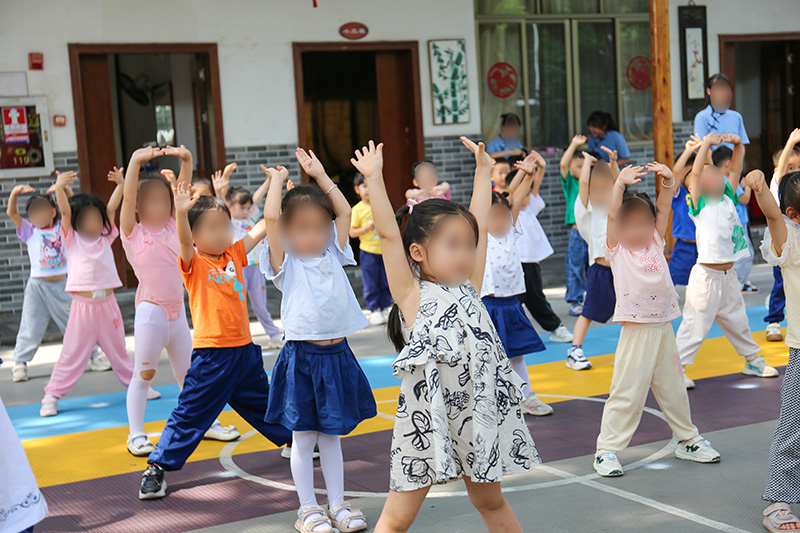 东方贤德暑假托管班